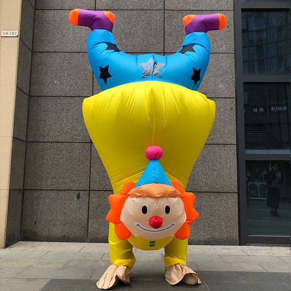 Themenkostüm Simbok Upside Down Clown Aufblasbares Kostüm für Erwachsene Männer Frauen Tanzpartys TV-Programme Karneval Eröffnungsfeiern 230410