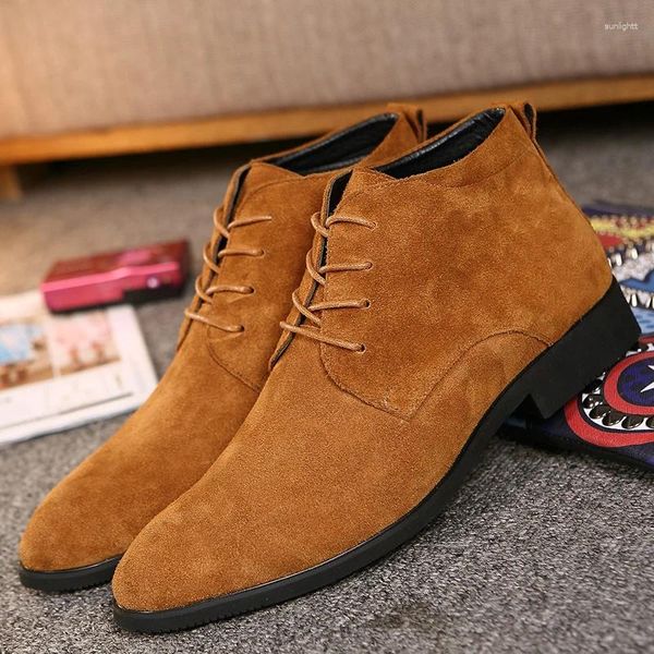 Stiefel Männer Geschäftsschuhe Schnüren Helles Lackleder Outdoor Britische Dicke Sohle Kleid Hochzeit Oxford