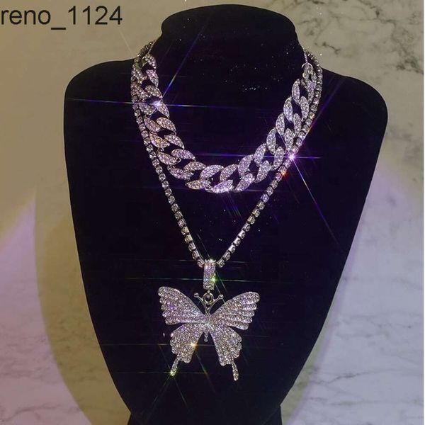 Set da 2 pezzi Collana di gioielli retrò da donna intarsiata esagerata Collana con catena geometrica di diamanti Collane con farfalla cubana
