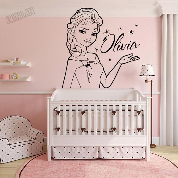 Wandaufkleber Baby Benutzerdefinierte Name Wandtattoo Kinderzimmer Prinzessin Vinyl Wandtattoo Dekoration Mädchen Schlafzimmer Berühmte Jugendzimmer Wandtattoo Y079 230410