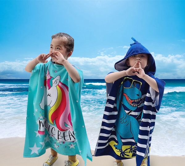 Großhandel Kinder Strandtuch mit Kapuze Ponchos für Jungen Mädchen Schwimmen Schal Einhorn Hai Cartoon saugfähige Mikrofaser mit feinem und zartem Frottee 250 g / m²