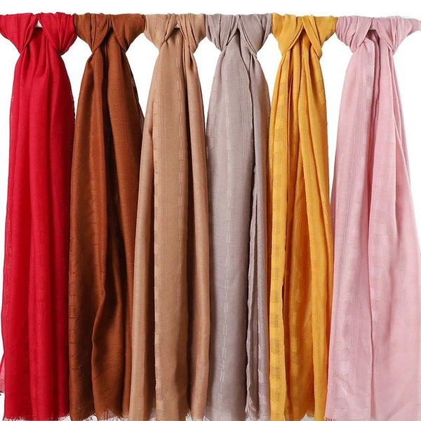 Abbigliamento etnico Autunno Cotone Sciarpa di lino Hijab Donna Moda invernale Solido Scialli con nappe Foulard Musulmano Islam Sciarpe con fascia Copricapo