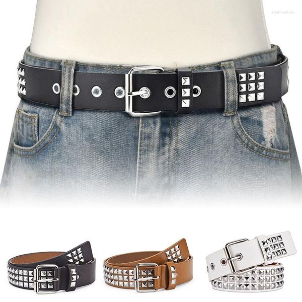 Cinture Vintage Punk Rivet 2023 Cintura in pelle da donna da uomo Pyramid Ladies Luxury Street Designs Jeans neri Accessorio di abbigliamento