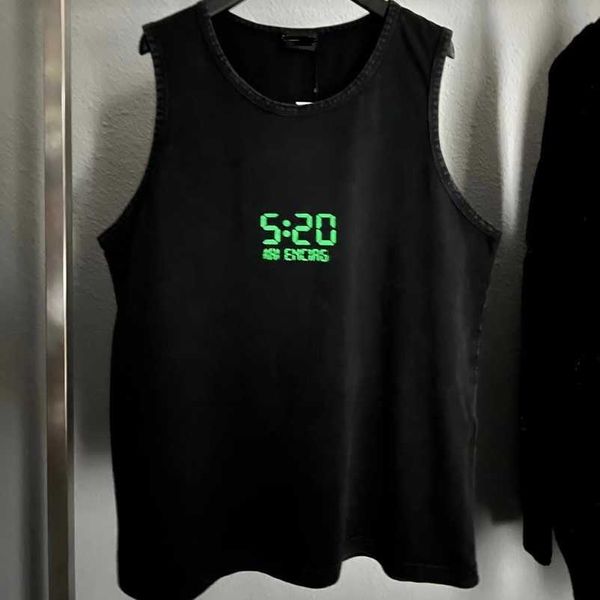 2023 Yeni Tasarımcı Kadın Tişört Üst düzey Gömlek Doğru Versiyonlu Kiliz Mürettebat Boyun Tank Top Unisex Glow Ailesi Gevşek Sokak Günlük Elbise