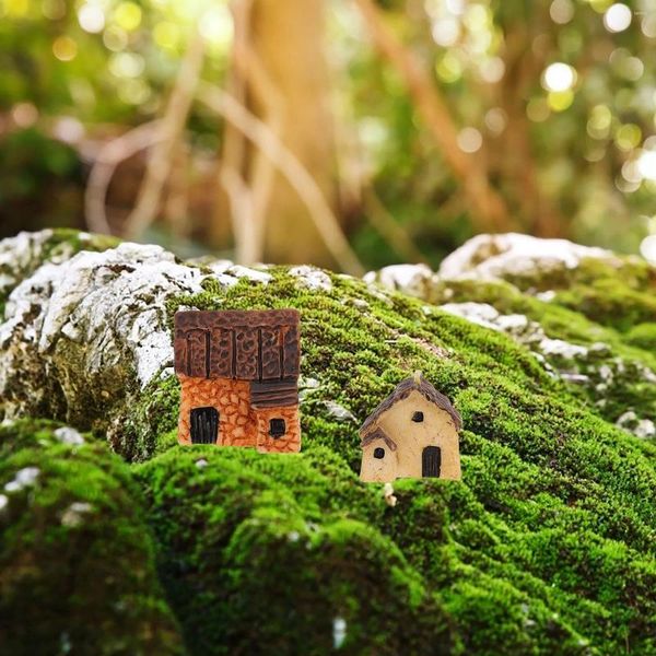 Gartendekorationen 4PCS Tiny House Landschaft Figur Miniaturen Gartendorf DIY Strohhütten Ornament für Zuhause Miniaturbild Schreibtisch