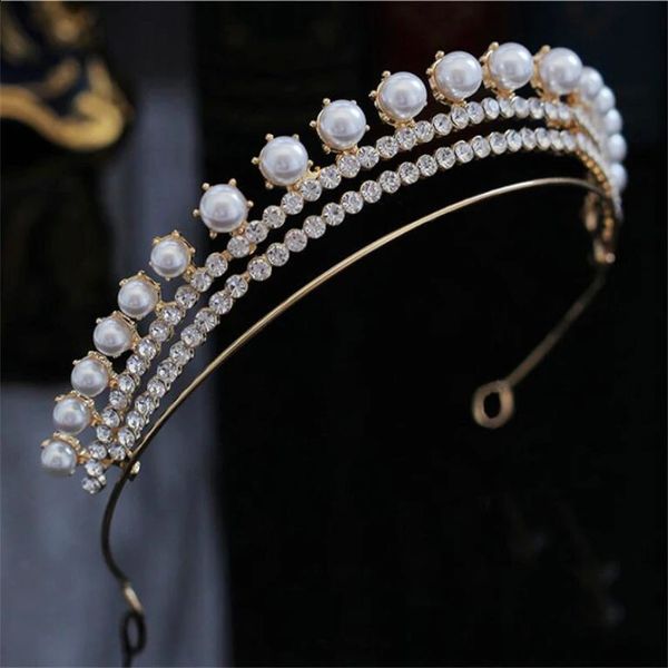 Fasce per capelli Moda semplice Strass Perle Corona Fascia Splendidi diademi e corone Ornamenti nuziali Accessori per gioielli per capelli da sposa 231102