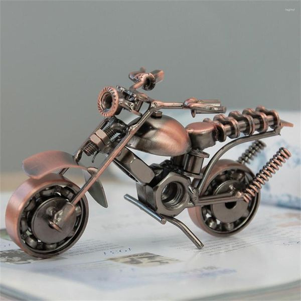 Figurine decorative Modello di motocicletta in ferro fatto a mano Figurina di motore retrò Decorazione in metallo Prop per motociclette Decorazioni per la casa vintage Giocattolo per bambini