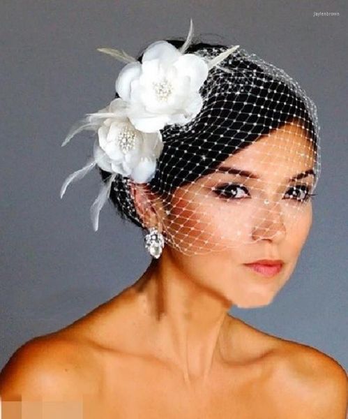 Copricapo Pizzo Birde Cage Fiore da sposa Velo bianco Viso Piuma corta Gabbia per uccelli Rete Fascinator vintage Cappelli da sposa con