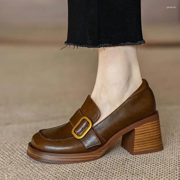 Kleidschuhe Maogu 2023 Dicke Sohlen College-Stil Lässige Loafer Schwarzes Leder Mode Pumps Mädchen Heels Weibliche Frauen Britische