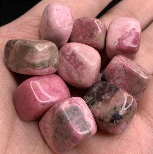 Linda pedra natural de rodonita squar cubo de cristal Pedra caída linda pedra preciosa boa cura de cristal polidoTamanho 15 30 mm7813499