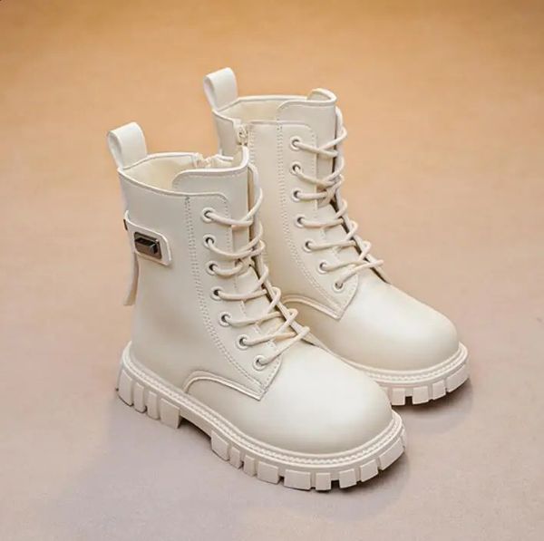 Botas de inverno crianças moda meninas botas de tornozelo curto estilo coreano botas de neve de pelúcia crianças sapatos esportivos tênis de couro de algodão 231109