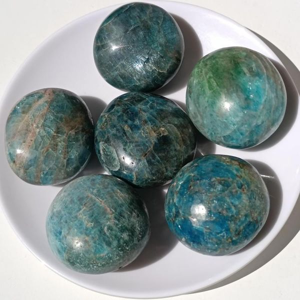 Figurine decorative 90-110g 1pc Apatite blu naturale Palma Gemma Massaggio Pietra Guarigione Cristalli Reiki Decorazione di quarzo del Madagascar