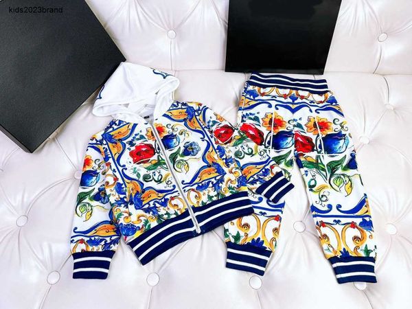 Novas meninas agasalho outono crianças roupas de grife bebê conjunto de duas peças tamanho 90-150 jaqueta com capuz e calças de impressão floral completa nov10