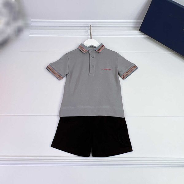 23SS Jungen Poloshirt Shorts Anzug Kinder-Sets Kinder-Designer-Kleidung Fransen Revers Stickerei Kurzarm Einfarbige klassische Stickerei Shorts Anzüge Babykleidung