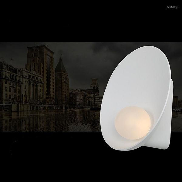 Wandleuchten Nordic Weiß Einfache Nachttischlampe Moderne Metall Luxus Shell LED-Leuchten Wohnzimmer Restaurant TV Hintergrundleuchte