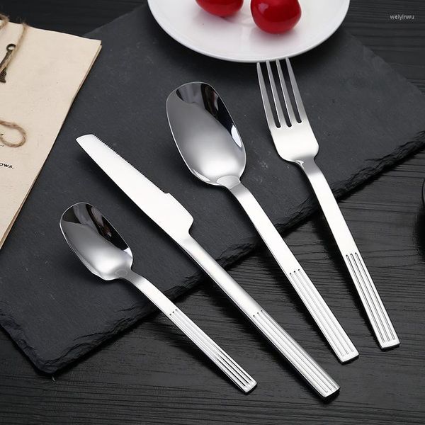 Set di posate Set di posate classico in acciaio inossidabile con coltello da pranzo in linea retta Kit cucchiaio forchetta da caffè Posate Lavabile in lavastoviglie