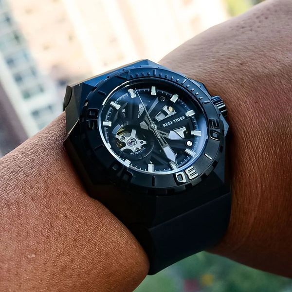 Наручные часы Reef TigerRT Мужские спортивные часы Dive All Black Skeleton для автоматических механических резиновых часов Аксессуары RGA6903S 231110