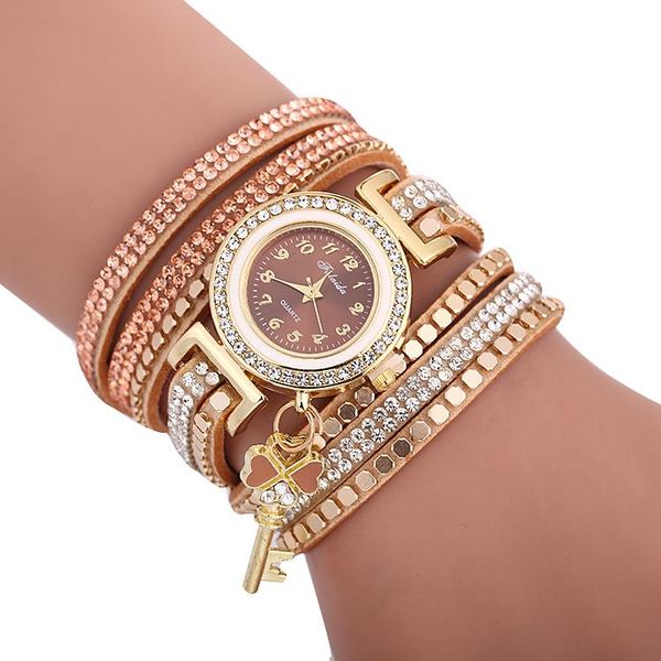 Vestido de moda coreano Retro Bracelet Retro Rates Woman Knit Casual Longo Couro Longo Vista Metal WristwatchesWatches