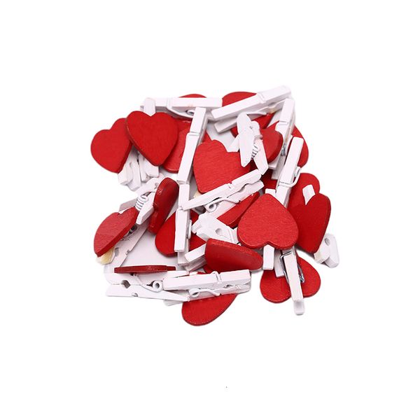 Clipes de bolsa 20 Mini Mini Red Heart Heart Wooden PO Paper Clips Memory Home Decoration Office Acessórios 230410