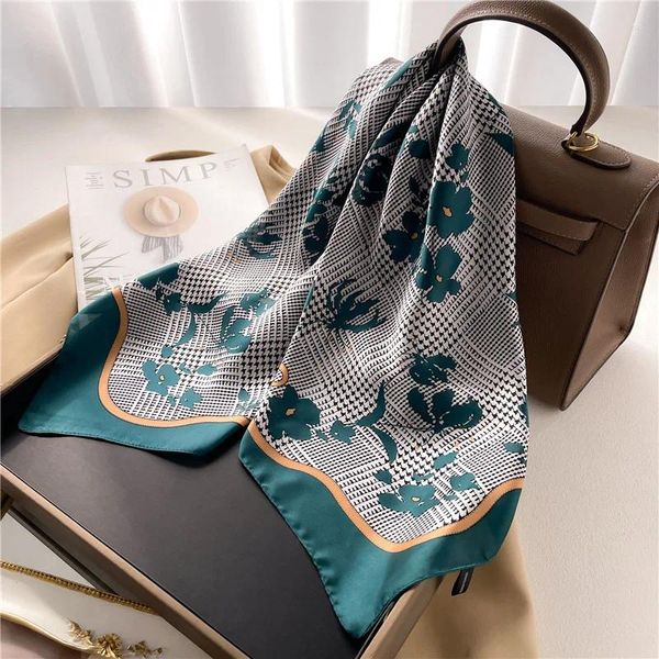 Lenços Moda Silk Cetim Mulheres Xadrez Impressão Lenço Pequeno Hijab Lenço 70cm Lenço Quadrado Bandana Head Scarfs para Senhoras