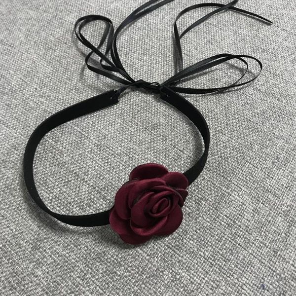 Anhänger Halskette Samt Choker Halskette Multicolor Kamelie-Blume Schlüsselbein Kette Halloween Schmuck Geschenk für Frauen Zierliches Schlüsselbein