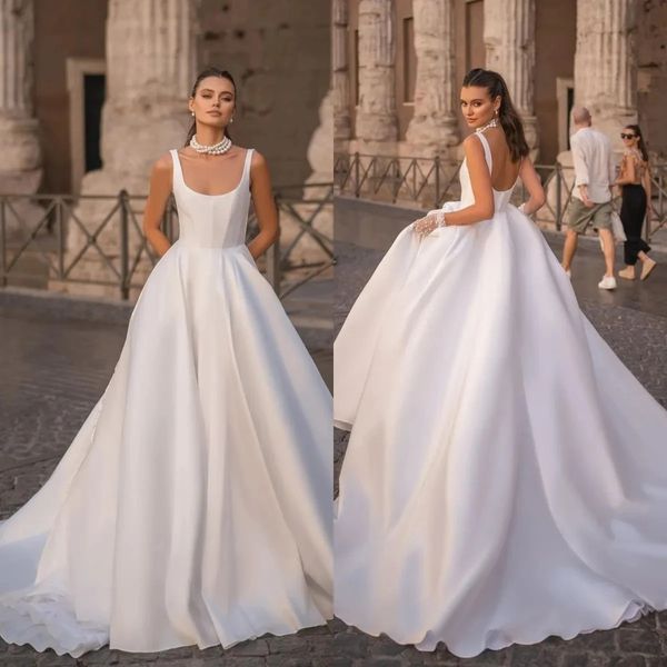 Bir Berta Hat Beyaz Gelinlik Geniş Kayışlar Arka Plaj Saten Brial Gowns De Novia Tasarımcı Gelin Elbise İmza
