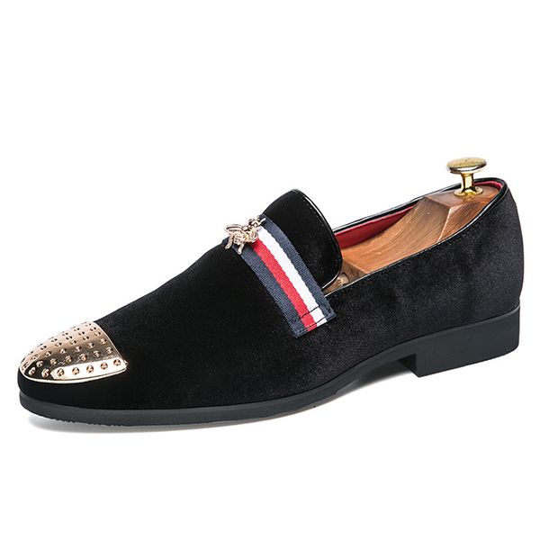 Scarpe da uomo di lusso in pelle Nero Stampa coccodrillo bordeaux Scarpe a punta Scarpe eleganti da uomo casual Slip on Mocassini Scarpe da uomo Stivali eu38-47