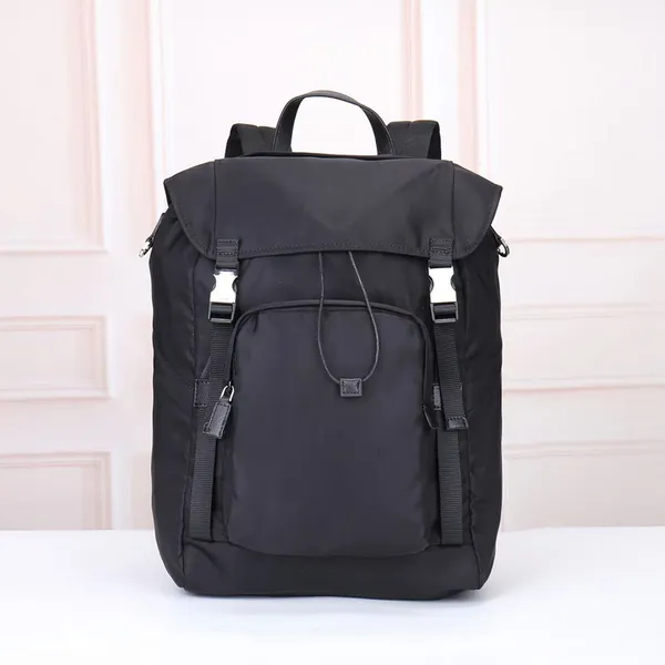 Vendita calda Zaini firmati in nylon nero Zaini hobo di lusso da donna Zaini firmati da viaggio per uomo Zaino da donna Borsa a tracolla doppia uomo unisex moda all'aperto