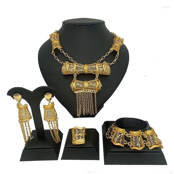 Brincos de colar Conjunto de Jóias Africanas de Jóias Africanas Pulseira de Brincho de Ponalidades para Mulheres Anel de Jóias de Casamento