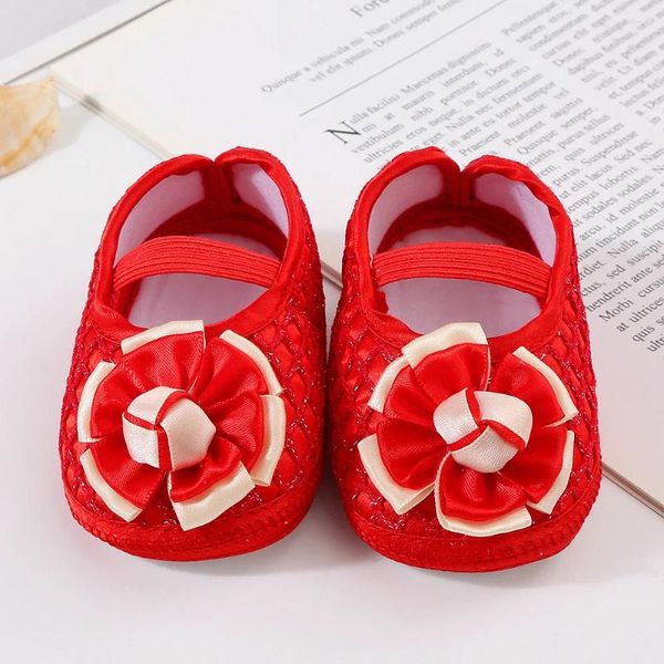 Primi camminatori neonata fiori di pizzo applique suola morbida scarpe singole nate vestito da principessa per bambini antiscivolo