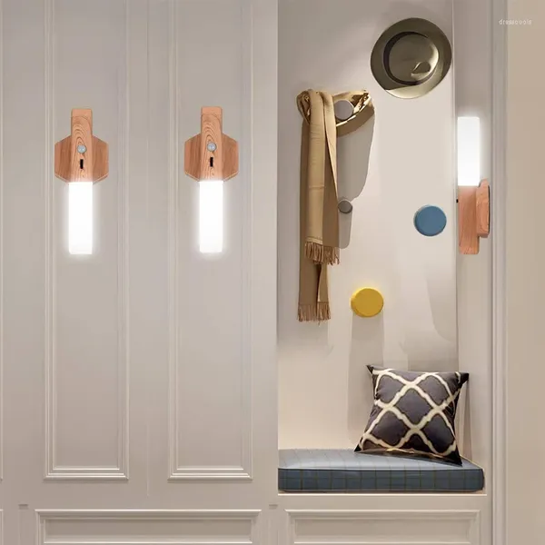 Lâmpada de parede Sensor de movimento inteligente LED Night Light Cabinet Wood-emulated Daily Home Varanda