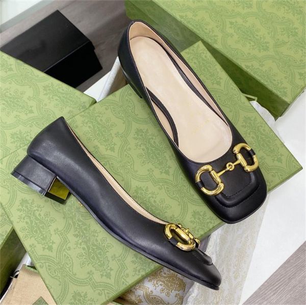 Scarpe eleganti da donna Scarpe firmate Primavera e autunno moda testa quadrata tacco spesso Tacchi alti Sandali in pelle con fibbia in metallo Scarpe da barca con tacco alto da donna