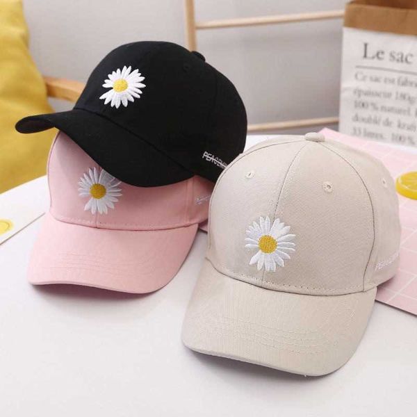 Caps de bola Moda Baseball Cap para as mulheres Little Daisy Borderyery Hat algodão Caps de topo macio Casual Snapbk Hats Quan Zhilong GD Mesmo P230412