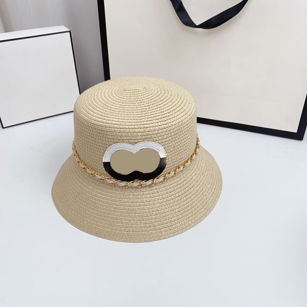 Cappello a secchiello firmato primavera/estate da donna Protezione solare da viaggio per le vacanze, parasole, cappello di paglia con catena in metallo traspirante