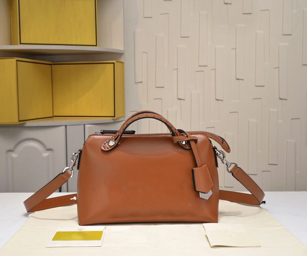 Hochwertige Luxus -Designer -Tasche, modische Damen -Umhängetasche, Crossbody -Tasche, Kupplungshandtasche, Handtasche, klassische geometrische Tasche mit Leder, Frauenbrieftasche