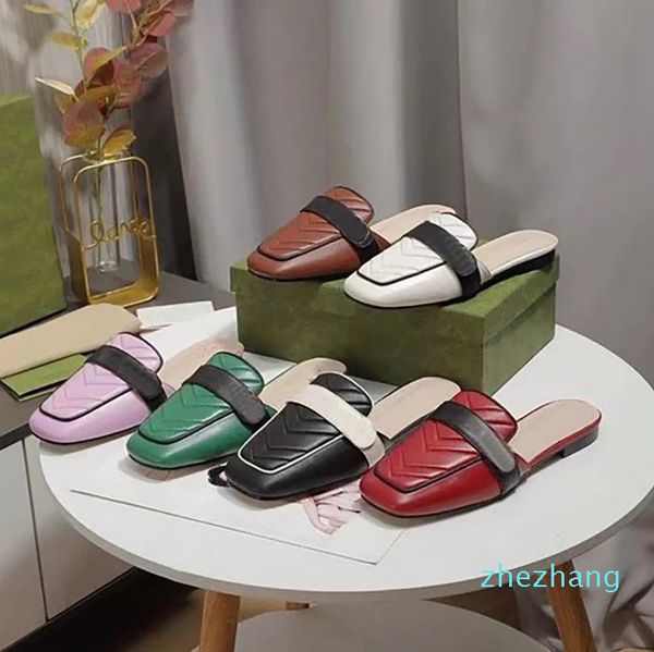 2023-Klassische Frauen Halbe Hausschuhe Leder Vintage Mule Schuhe Neue Designer Sandalen Metall Brief Schnalle Luxusmarke Flache Ferse Elektrische Stickerei Größe 35-42