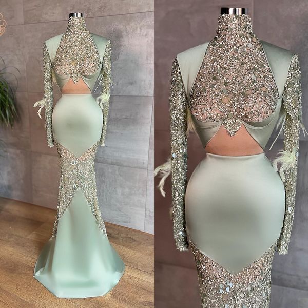 Glamouröse Meerjungfrau-Abschlussballkleider mit Stehkragen, langen Ärmeln, hohl, glänzend, Bewerber, Perlen, Pailletten, Satin, Reißverschluss, bodenlang, nach Maß, Partykleid Vestido De Noite