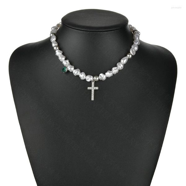 Colares pendentes Rhinestone Cross charme pingentes colar de moda Cristais de pérolas irregulares simplesmente para jóias femininas