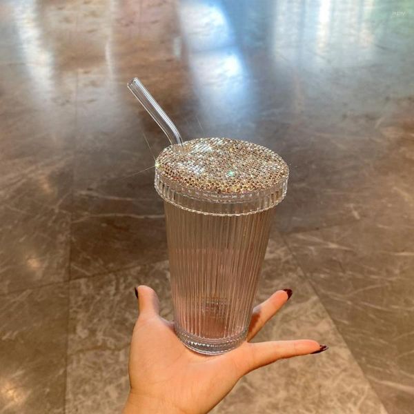 Bicchieri da vino Bicchiere di vetro a strisce da 350 ml Trasparente con strass a labbro Strass Chic Succo di latte Caffè Tazza da tè Cucina di nozze Bicchieri per la casa