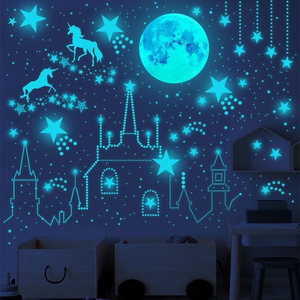 Decorazione della parete Luminoso 3D Moon Stars Adesivi Glow In The Dark Unicorno per la camera dei bambini Camera da letto del bambino Soffitto Home Decortion Decalcomanie 230411