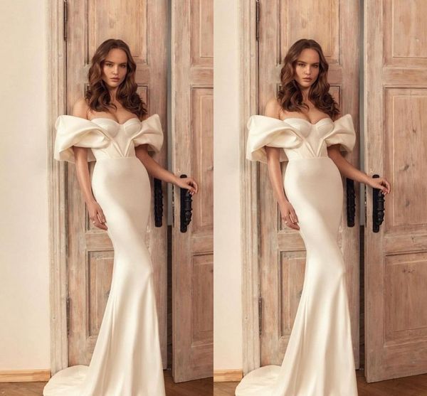 Bellissimo Dubai Arabo Bohemian Beach Plus Size Abiti da sposa a sirena per la sposa con spalle scoperte drappeggiate in raso Sweep Train Abiti da sposa Boho Custom Made