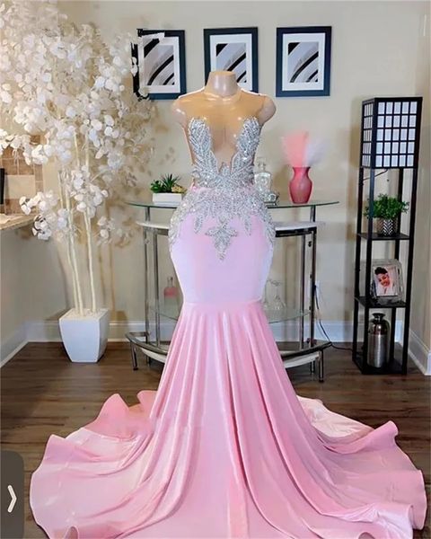 2023 Pink Velvet Mermaid Prom Dresses For Black Girls Arabic Aso Ebi Stain Sheer Neck Evening occasion gowns Vestido corte