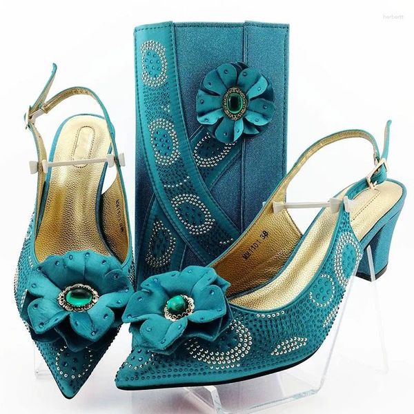 Sandálias mais azul flor estilo mulheres bombas com grande decoração de cristal sapatos africanos combinar bolsa conjunto mm1101 salto 7cm