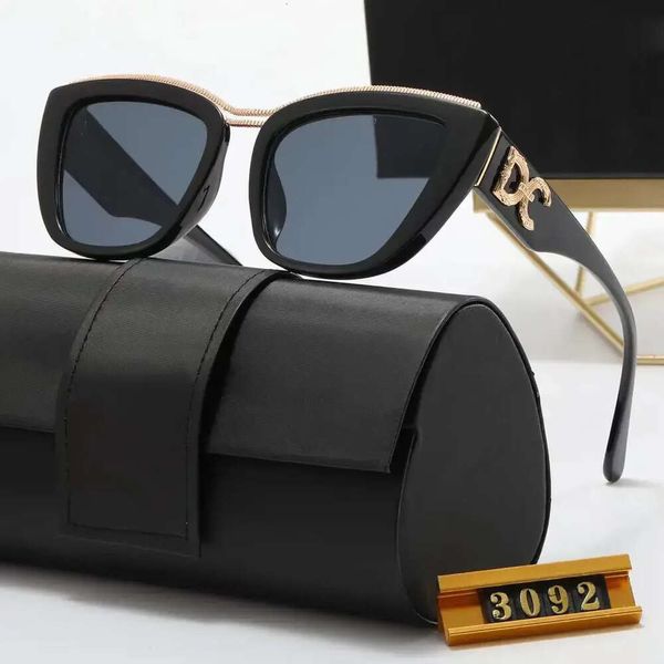 Moda Sungla Designer Carta Womens Mens Polarized Gla Goggle Senior Eyewear para Mulheres Eyegla Frame Vintage Metal Sun