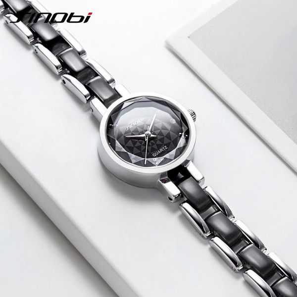 2023 SINOBI 2022Nuovi orologi da donna Flower Print Diamond Quadrante piccolo nero / bianco Eleganti orologi da polso al quarzo importati dal Giappone Orologio da donna