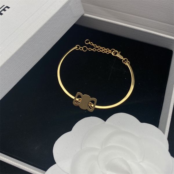 Catene da donna Bracelcet Designer Luxurys Bracelcet Moda donna Bracciali in oro Designer Catena di gioielli Oro argento per amante con scatola