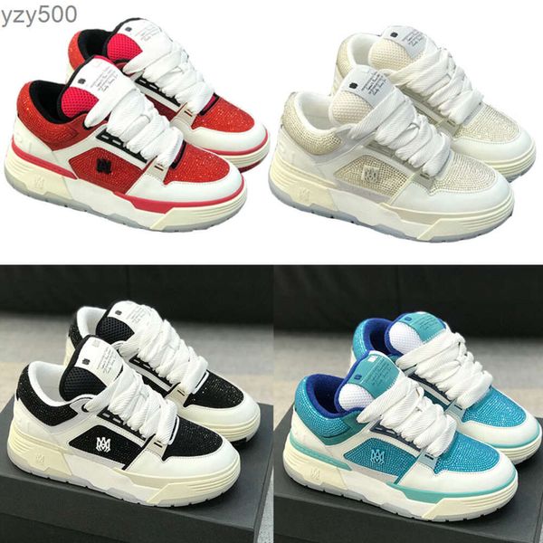 AM Uomo MA1 anni '90 Scarpe casual classiche Uomo Designer moda Sneakers Esagerata Suola in gomma traslucida MA1 Set con diondi Sn FUEC