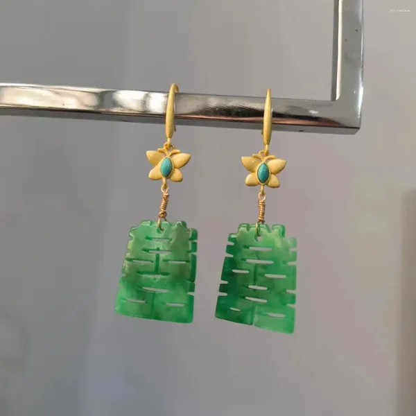 Orecchini pendenti 1 pz / lotto Ganci per le orecchie di smeraldo naturale Miss S925 Oro rivestito in argento Verde scuro Ciondolo con caratteri cinesi Doppia felicità