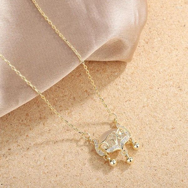 Ожерелья с подвесками 2023, белое нефритовое пробковое модное темпераментное безопасное ожерелье с замком Ruyi, женское прохладное ветровое ожерелье, простая цепочка для свадебной вечеринки