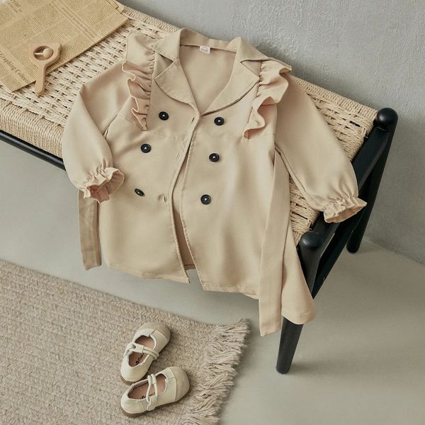 Jaquetas BeQeuewll Crianças Menina Moda Trench Coat Ruffled Lapel Double Breasted Khaki Clássico Primavera e Outono Estilo Fino com Cinto 231113